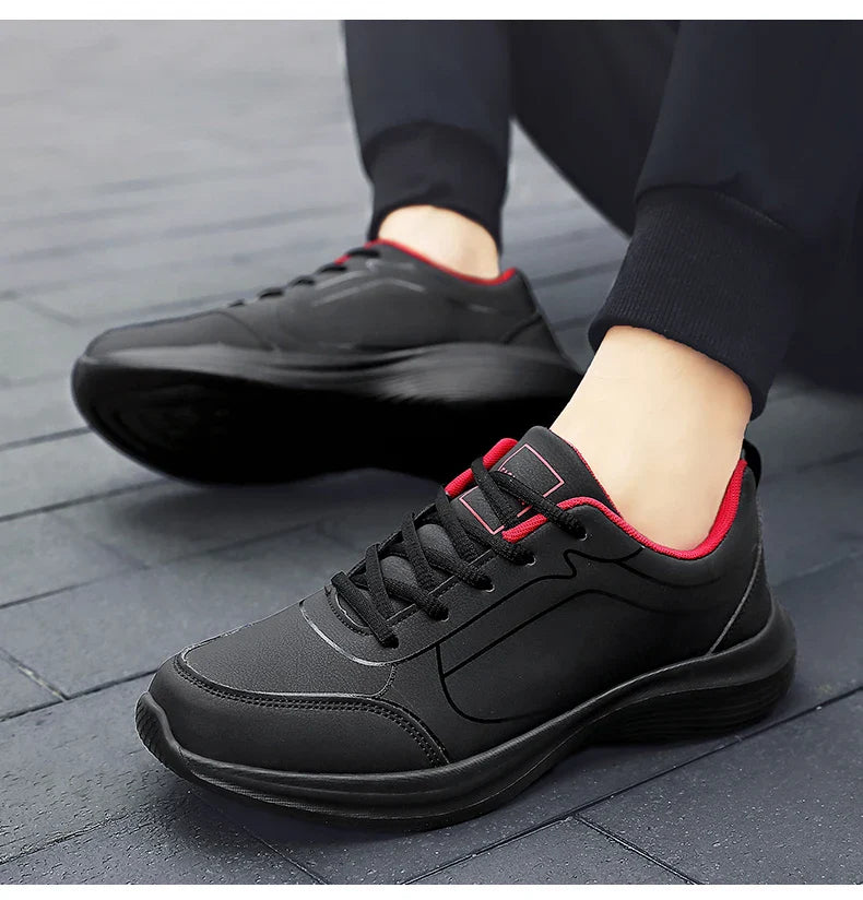 2025 New Lightweight Men Casual Leather Sneakers Non-slip Breathable Male Outdoor Running Shoes Lace Up Soft Sport Shoes