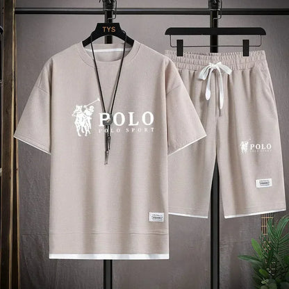 A two-piece set of men's short-sleeved T-shirt and sports shorts for summer fashion, breathability, fitness and casual jogging