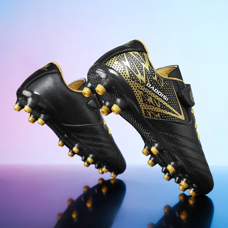 New Kid Soccer Shoes Match Non-Slip Professional Match Boys Outdoor Football Boots Comfortable Sneakers Sports Shoes Unisex