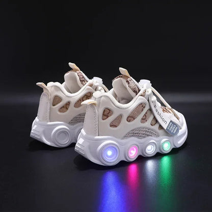 Sneakers Kids Fashion LED Light Shoes Letter Webbing Mesh Breathable1-6years Old Luminous Shoes Casual Sports Shoes Boys Shoes