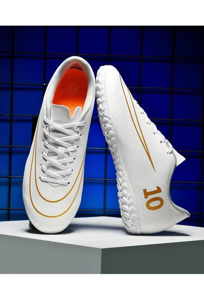 New Men Football Boots Professional Soccer Shoes Training Outdoor Adult Kids Ultralight TF/FG Sports Shoes Futsal High-quality