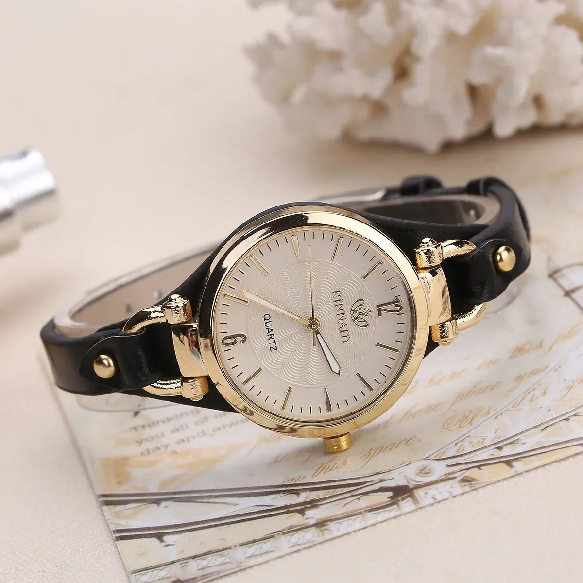 Vintage Ultra-thin Leather Strap Women Quartz Watch Fashion Ladies Wristwatches Clock Gift Reloj Mujer