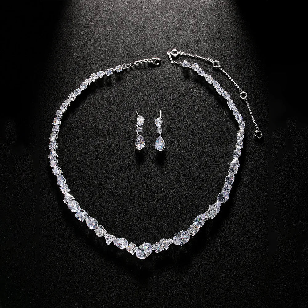 Full Zircon V Shape Neckalce Earrings Set High Quality Jewelry Fashion Show Bling Crystal Bridal Jewelry Set Bridal Wedding Gift