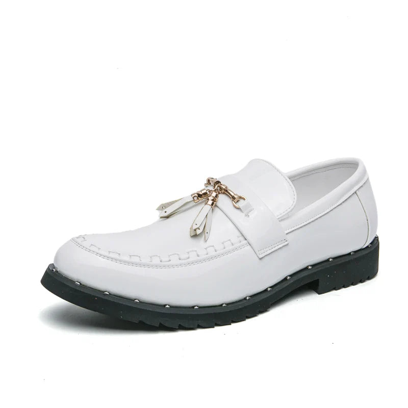 Sapatos Luxuosos de Couro Envernizado Dourado Masculino, Sapatos Oxford, Mocassim com Borla de Grife, Sapatos Sociais Formais Masculinos, Sapatos de Vestir de Moda, Negócios