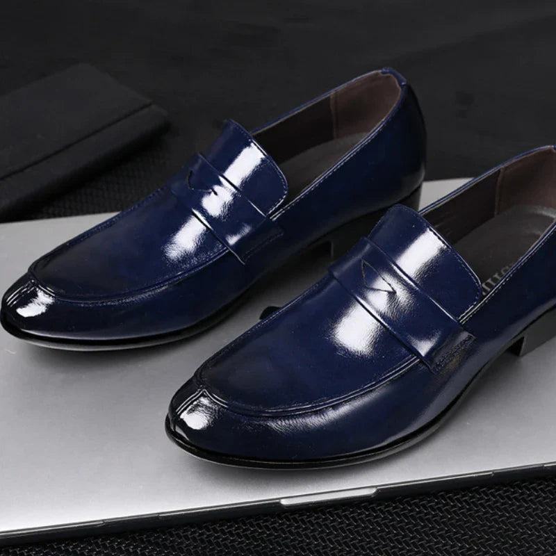 Sapatos Masculinos de Couro Novos Sapatos Sociais Britânicos Sapatos Casuais da Moda com Bico Fino Zapatos Hombres