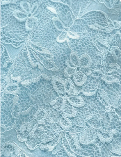 Plus Size Women's Elegant & Soft Lace Patchwork Pearl & Small Flower Embellished Camisole + Shorts Pajamas Loungewear Set