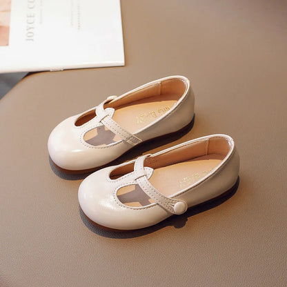 2025 new style soft soled leather shoes for little girls, fashionable and versatile princess shoes, children's college style