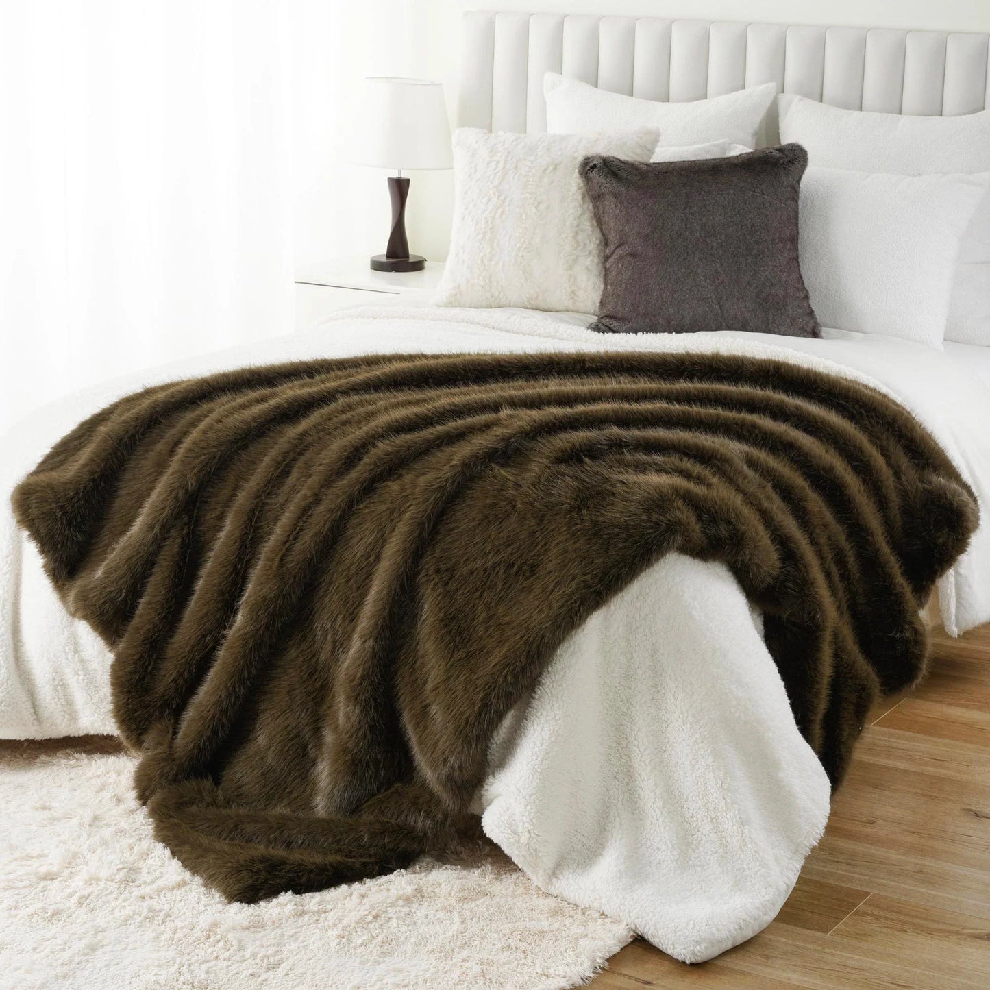 Fluffy Soft Blankets Luxury Fur blanket for Bed Sofa Mink Faux Fur Throw and Blankets Large Warm Blanket for Home Decor