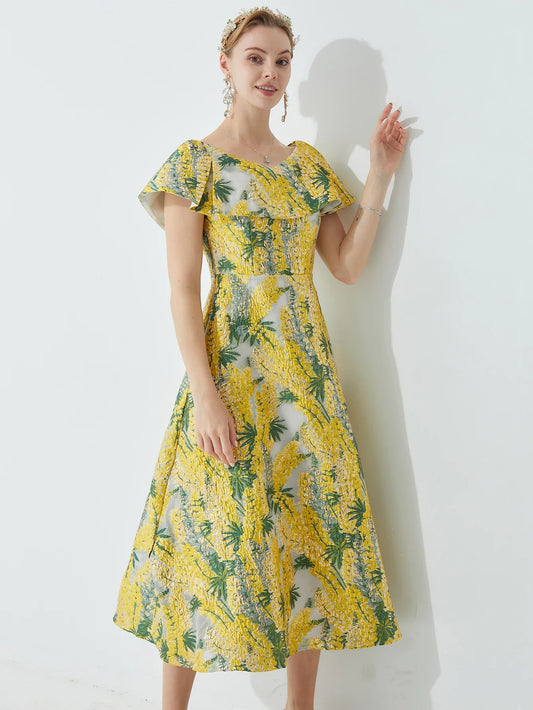 French Embellished Jacquard Dress for Women Waist-Cinching Slim-Fit Midi Dress with 3D Jacquard Perfect for Banquets