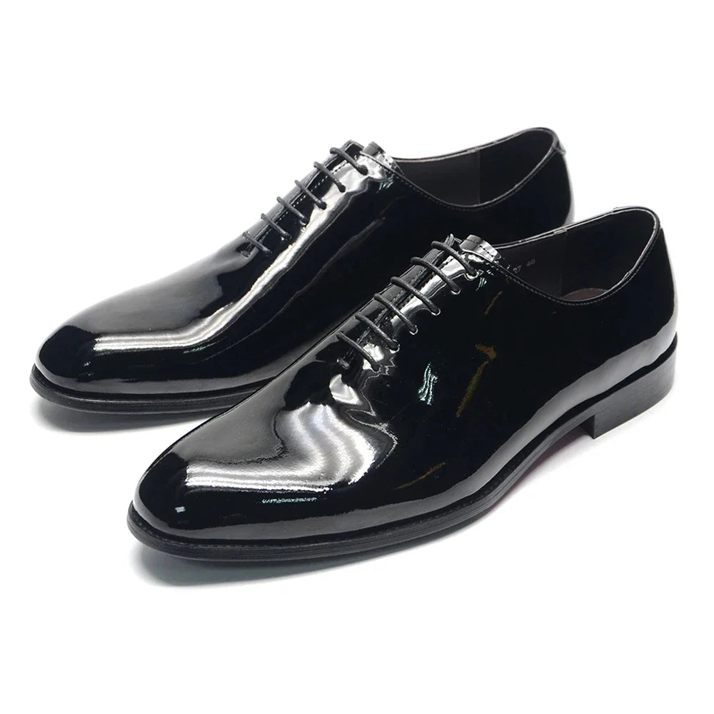 Luxury Men's Dress Shoes Burgundy Smooth Patent Leather Italian Whole Cut Plain Toe Oxford Lace-Up Wedding Party Formal Shoes