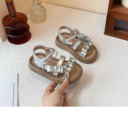 Girls' rhinestone sandals 2025 Summer New children's perforated breathable princess shoes Girls' soft-soled beach shoes