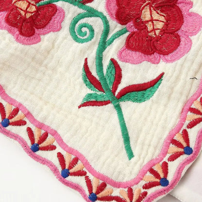 European and American Style 2024 Spring and Summer Women's New Fashionable and Versatile Round Neck Sleeveless Embroidered Vest