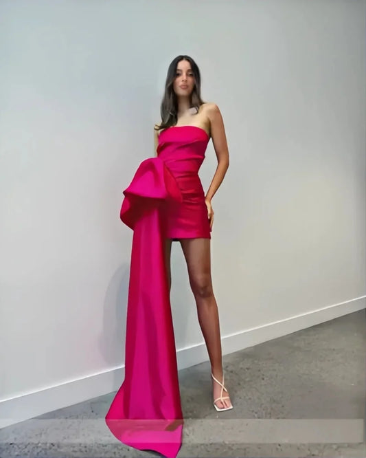 Satin Homecoming Dresses Short A Line Prom Dress Strapless Zipper Open Back Side Big Bow Mini Cocktail Gown Dance Party Dress