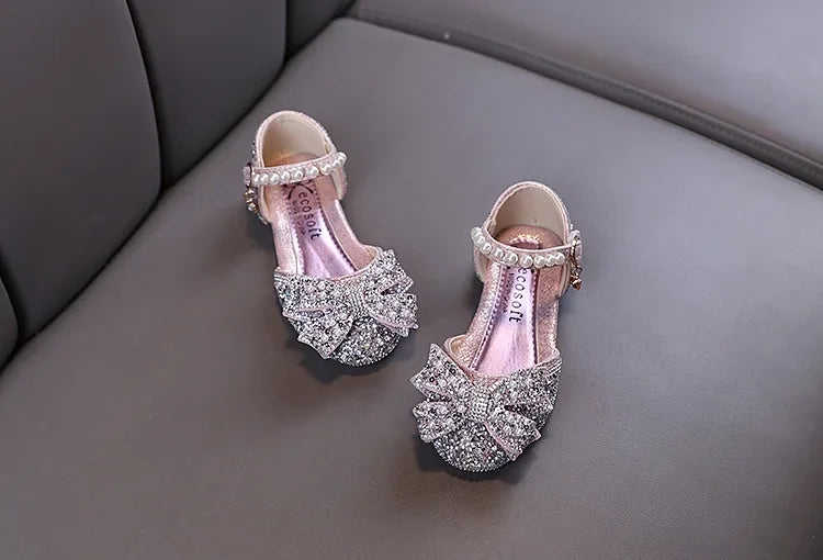 Luxury New Children Causal Dance Sandals Girls Rhinestone Flat Sandals Non-slip Fashion Kids Sequins Princess Performance Shoes