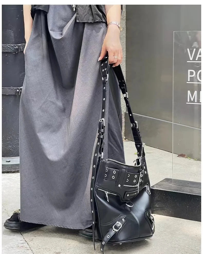 High Street Vintage Handbag Women New Rivet Large Capacity Casual Crossbody Bags Ladies Moto Biker Black Messenger Bag