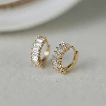 925 Sterling Silver Ear Buckle Snake Twisted Round Circle Microinlaid Zirconia Hoop Earrings For Women Pendientes Aro Rojos