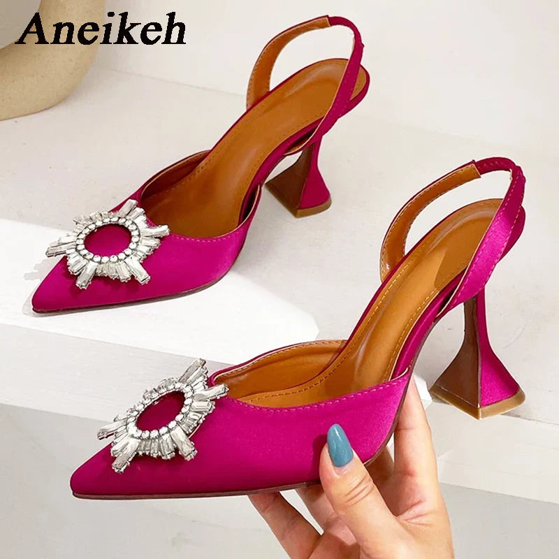 Aneikeh Marca Feminina Salto Alto de Seda Luxuoso Salto Alto com Laço de Borboleta de Cristal Sapatos Pontudos de Verão Salto Triângulo Sapatos de Noiva