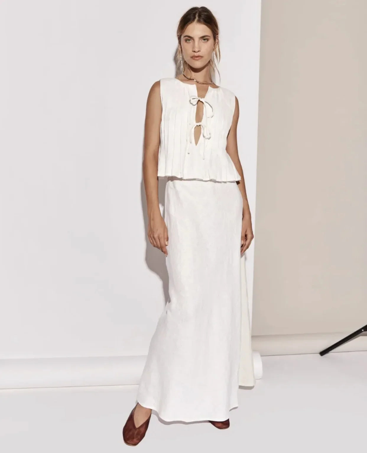 White Bandage Ribbed Tank Top Shirts For Women Hollow Out Sleeveless Slim Summer Fashion Vest Women's Lace-Up Vest Y2k Top