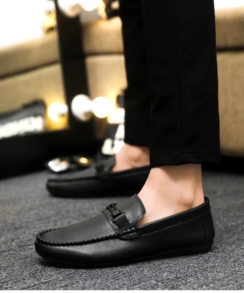 Trend White Loafers Man Big Size 46 Breathable Lightweight Men's Leather Shoes Comfortable Casual Shoes Men Driving Shoes