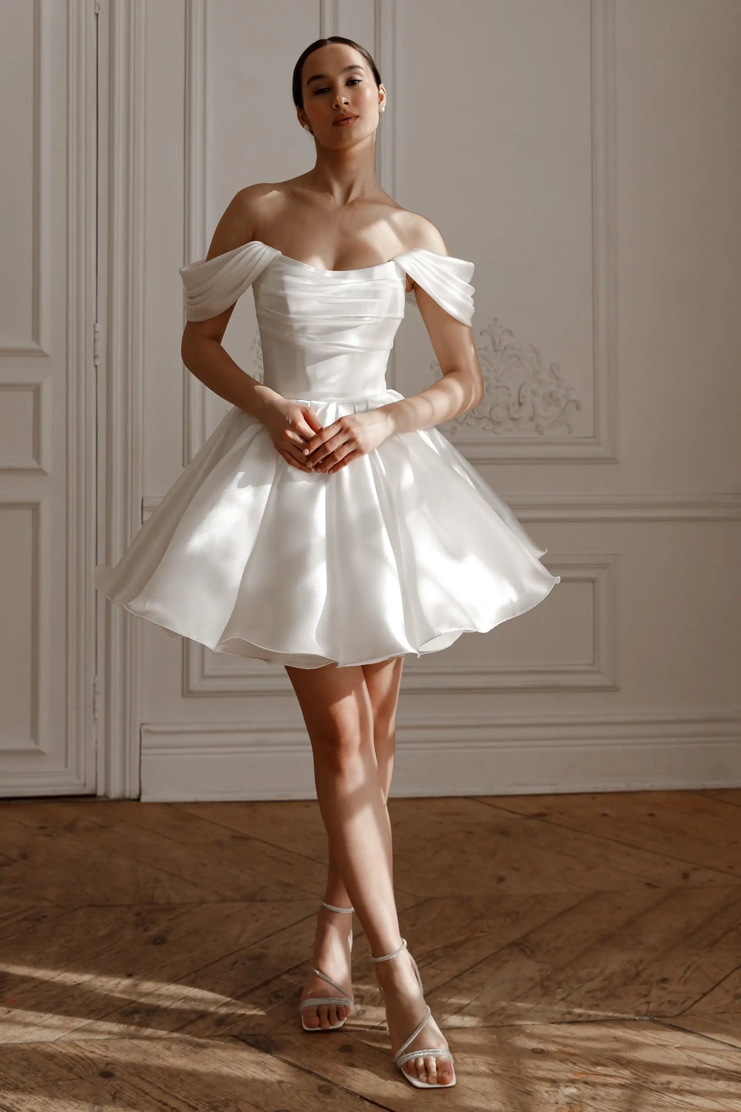 Luxury Satin A-line Mini Wedding Dresses Off the Shoulder Backless Lace Up Ball Gowns Pleats Ruched Exquisite Bridal Dress 2026