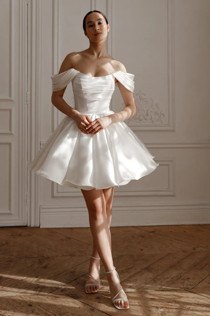 Luxury Satin A-line Mini Wedding Dresses Off the Shoulder Backless Lace Up Ball Gowns Pleats Ruched Exquisite Bridal Dress 2026