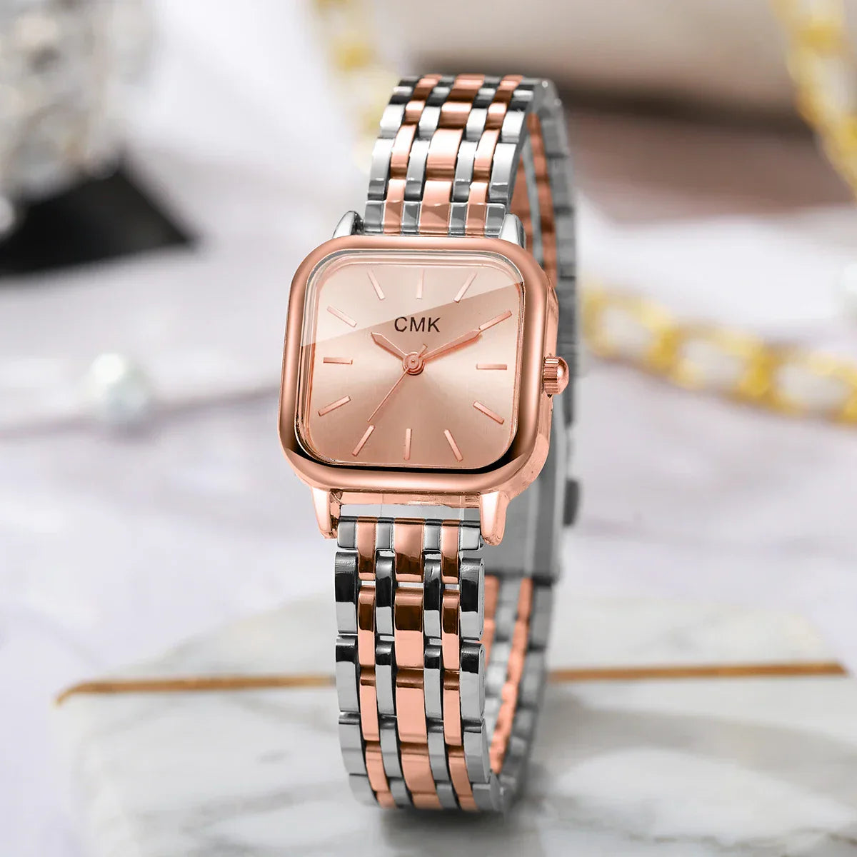 Fashion Square Women Watches Simple Ladies Quartz Wristwatch Reloj Mujer（Without Box）