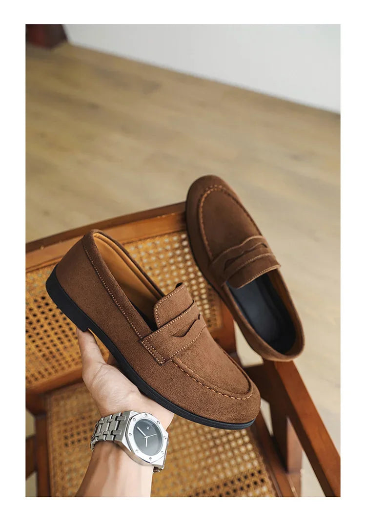 Retro Brown Men's Loafers Comfortable Suede Leather Casual Shoes Man Slip-on Shoes Flat Moccasins For Men zapatos de hombre