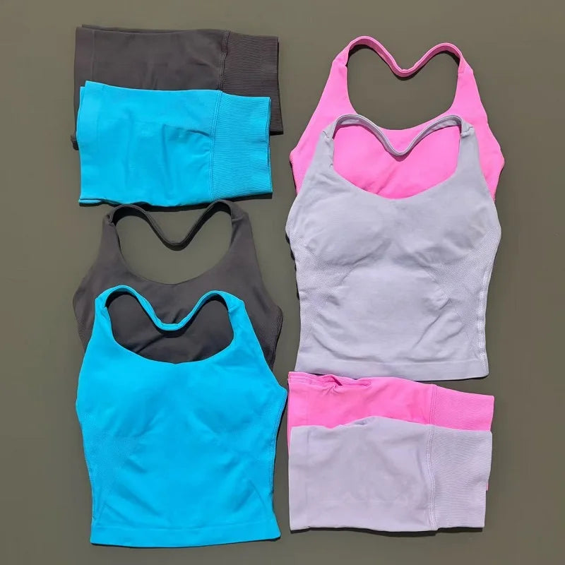 Women Seamless Gym Set 2Pcs Halter Neck Sports Crop Top High Waist Scrunch Butt Shorts Workout Fitness Yoga Tracksuit Sportswear