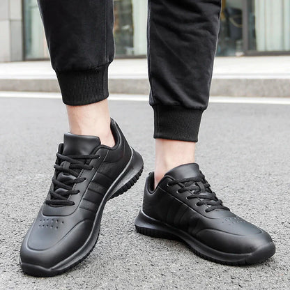 Causal Chef Shoes four Season new Lightweight Soft Sole Comfort Oil proof Men and Women's Chef Business Work Leather Shoe