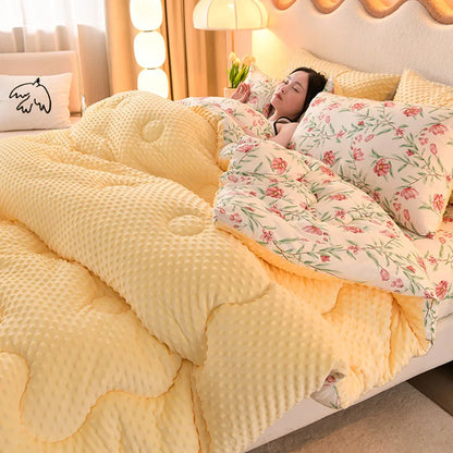 Microfiber is thickened by 3D beanie velvet to protect the warm winter blanket by single double fall and winter
