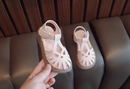 Children's Soft-soled Shoes Summer T-Strap Closed Toe Little Girls Princess Fashion Anti-Slip Korean Style Boys Beach Sandals