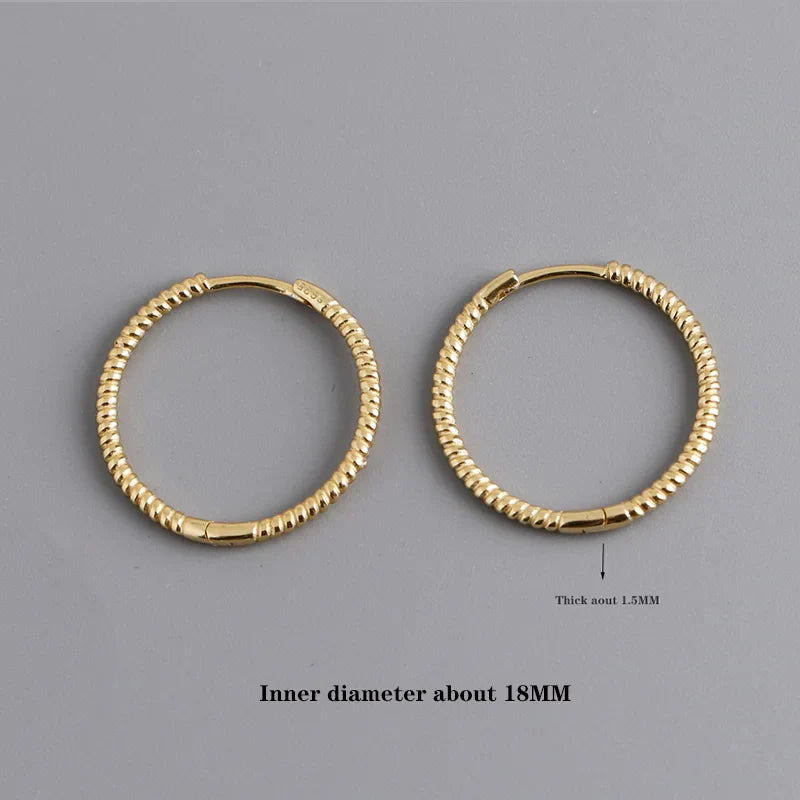 925 Sterling Silver Fashion Piercing Charm Twist Huggies Hoop Earrings for Women Rock Gothic Unisex Jewelry Ear Buckles