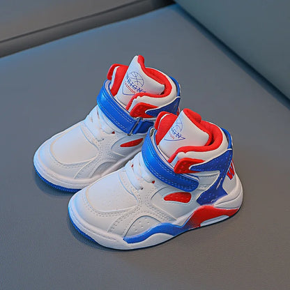 Children's basketball shoes are soft and fashionable