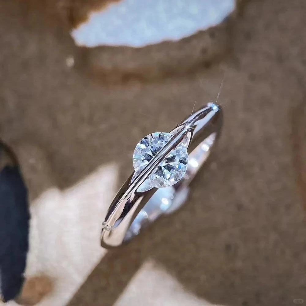 Anel de Casamento em Moissanite de 1 Quilate para Mulheres, Anéis de Noivado Solitário de Diamante Brilhante em Prata Esterlina 925 com Certificado