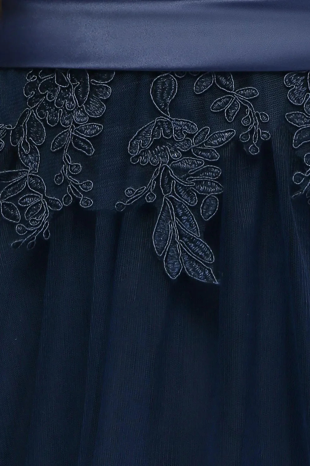 Scoop Neckline Zipper Up Tulle Long Floor-length Dresses Lace Applique Half Sleeve High Split Wedding Evening Party Prom Gowns