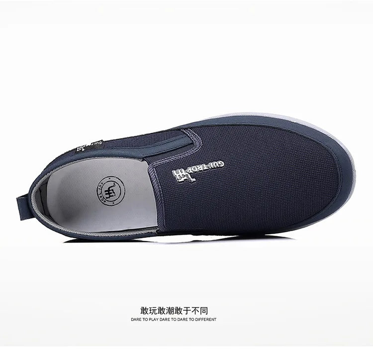 Loafers Men Sneakers Mesh Breathable Non-Slip Slip On Vulcanized Shoes Soft Sole Solid Color Comfortable Water Shoes