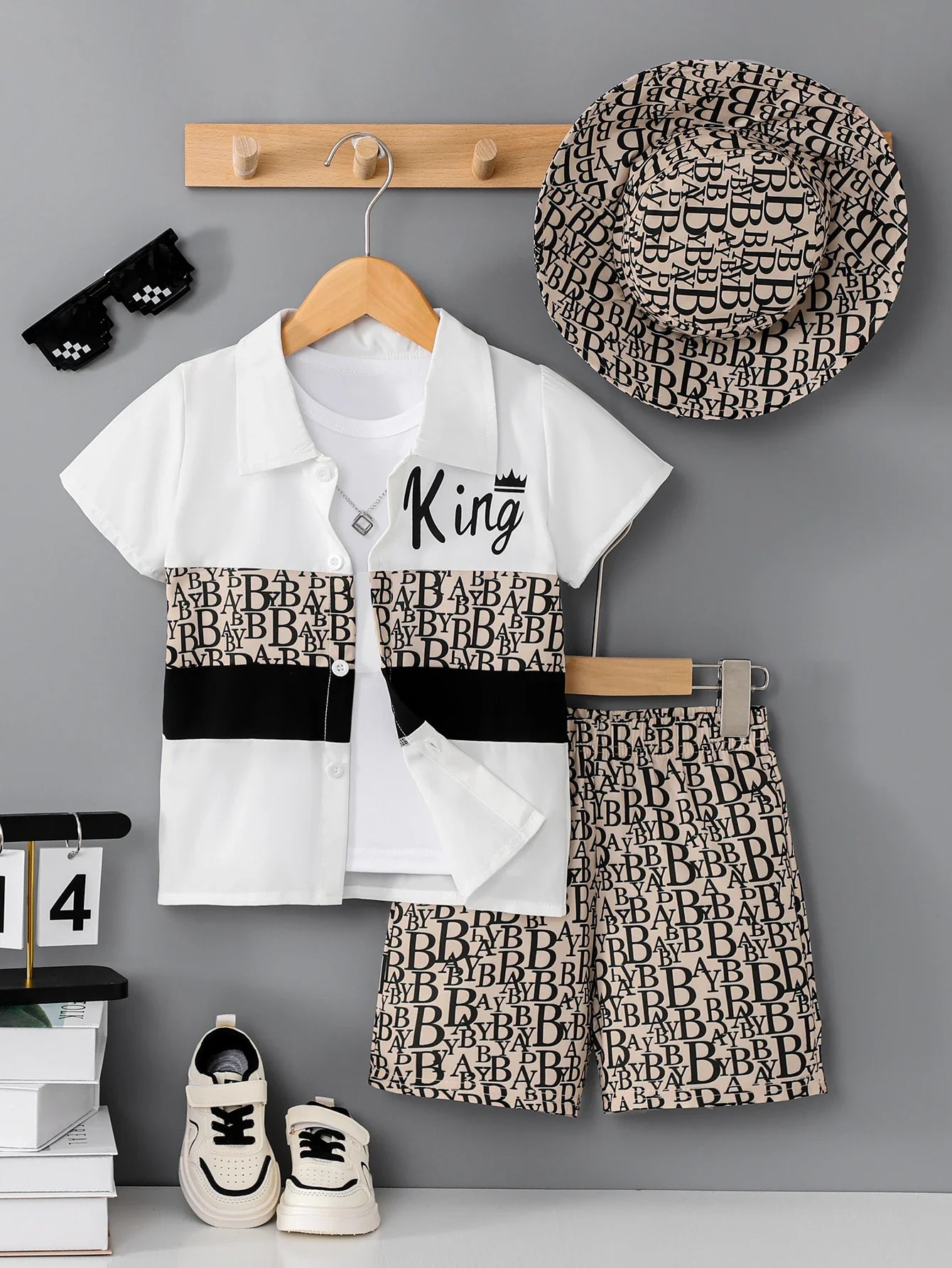 Boys Vacation King Print 3Pcs Set, Short Sleeve Shirt + Shorts + Bucket Hat, Summer Wear for Kids 3-12Y