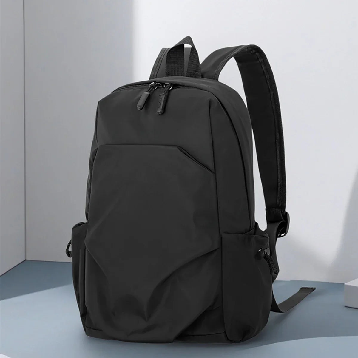 Lightweight Mini Backpack for Boys Travel, Versatile Outdoor Hiking and Mountaineering Bag, Small Backpack, Casual Small School Bag, Student Class, Fishing, Travel Conference