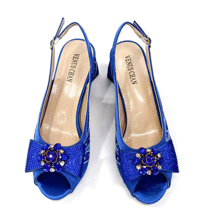 Conjunto Combinando Sapatos e Bolsas Italianos 2024 Peep Toe Salto Alto Cor Pêssego Laço Strass Sapatos Femininos para Festa