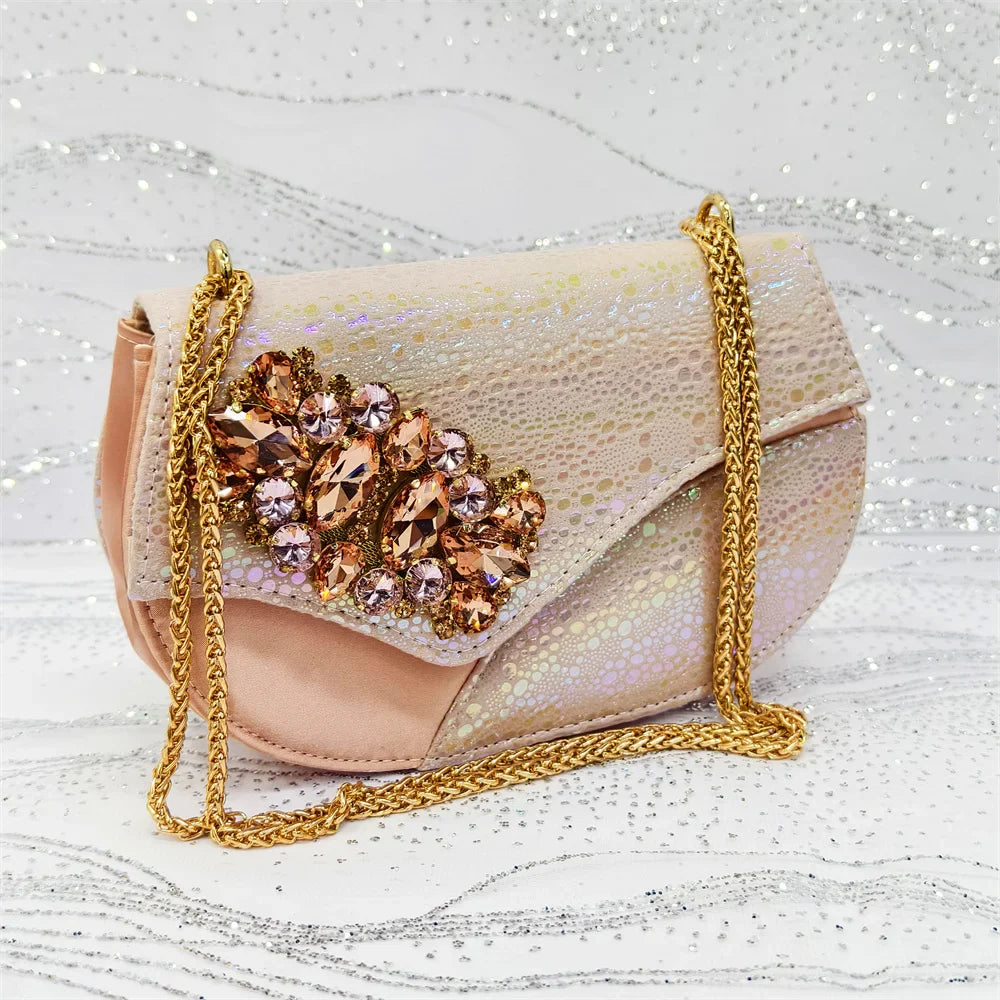 Conjunto de Sandália Feminina Laranja com Bico Aberto e Bolsa Combinando - Perfeito para Casamentos e Festas