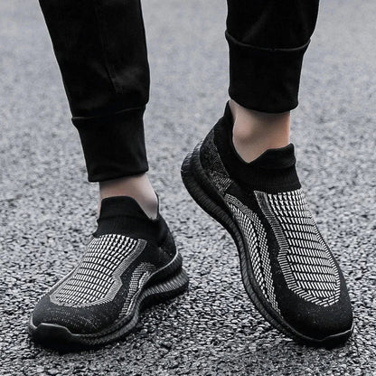 Lightweight Men's Walking Shoes Outdoor Soft Male Casual Shoes Flexible Breathable Men Loafers Slip-on Footwear Sneakers 39-48