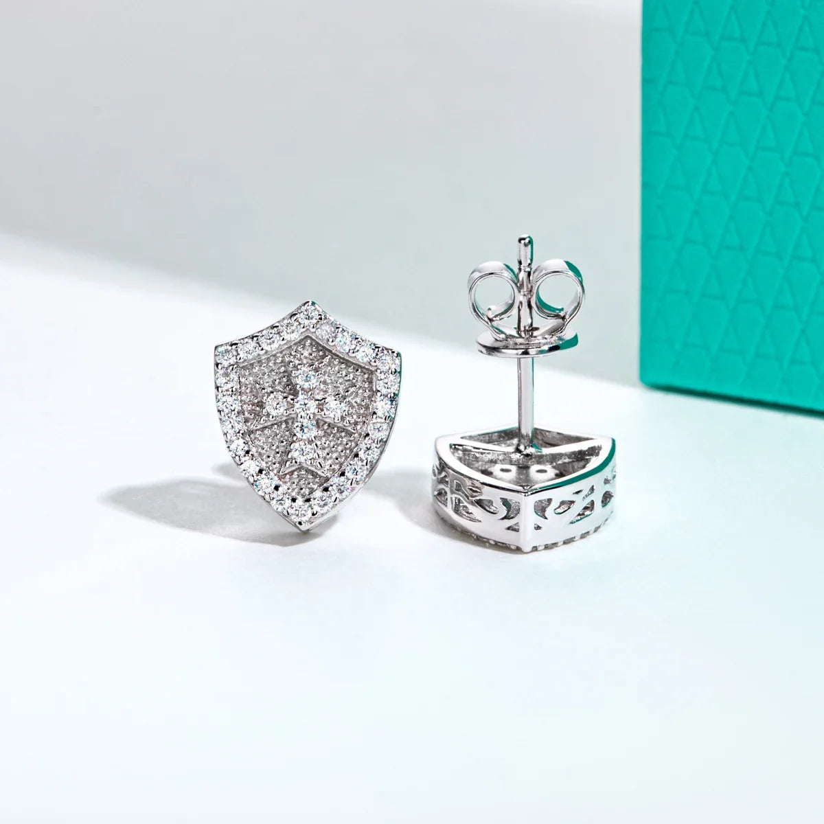 0.3cttw Hip Hop Moissanite Diamond Cross Stud Earrings 925 Sterling Silver Frosty Earring for Women& Men Jewelry