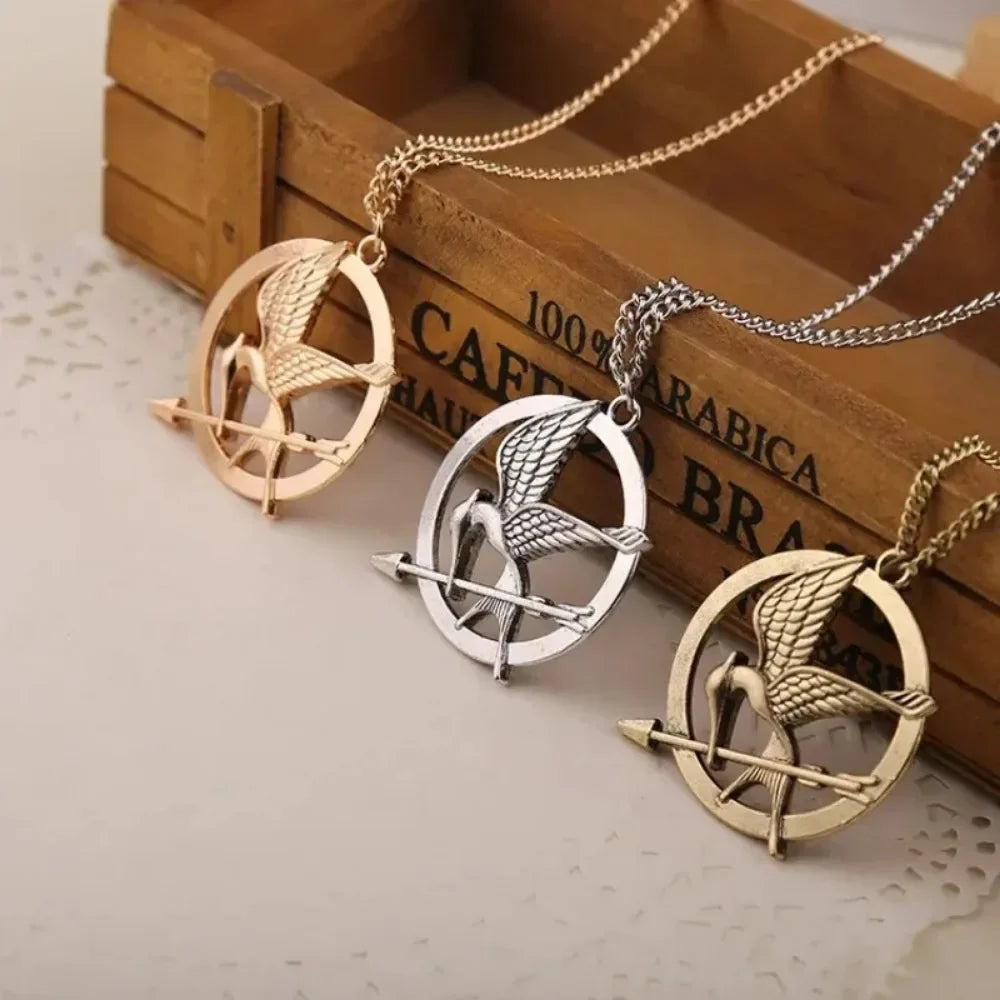 Movie and TV Hunger Games Bird Peripheral Pendant Necklace Men and Women Gifts 3 Color Pendant Fashion Niche Party Gift Jewelry