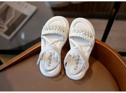 Girls' sandals 2026 Summer new little girl fashion Big Children's Beach Shoes Children's sandals Pearl Princess shoes for kids
