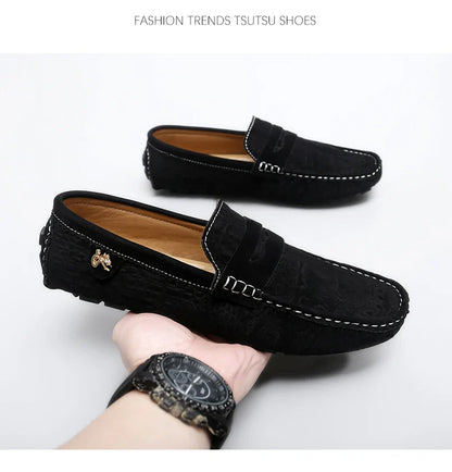 2025 Novos Sapatos Gorro Feitos à Mão Masculinos de Luxo Leve Estampa Crocodilo Tendência Mais Fácil de Combinar Slip-On Loafers Preguiçosos Sapatos da Moda para Dirigir Masculinos e Femininos