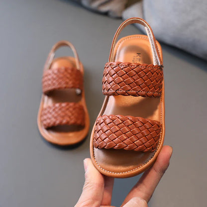 Kids Sandals for Girls 2026 Summer Girls Weave Design Sandals Children Beach Shoes Open Toes Flat Anti-skid Rubber Ankle Strap