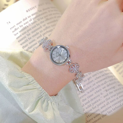 Watches For Women Fashion Elegant Gold Silver Bracelet Small Quartz Wristwatch 2025 Women's Lucky Watch Girlfriend Lovers Gift