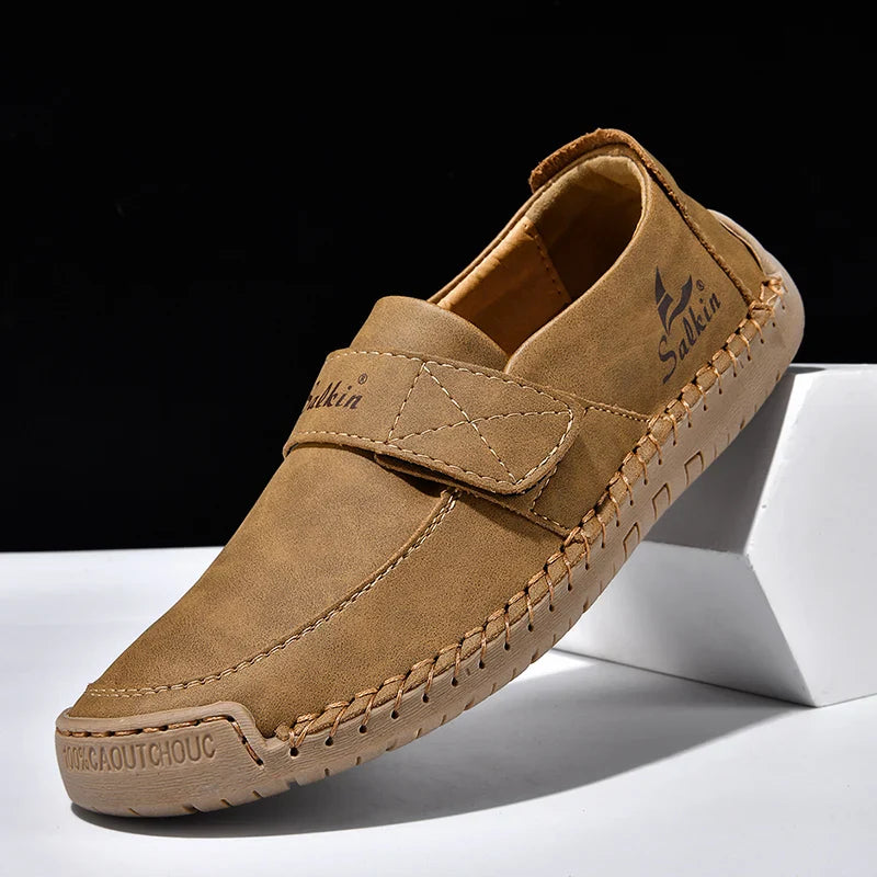 Handmade Men's Slip On Loafers Soft Leather Shoes Lightweight Breathable Driving Shoes Non Slip Daily Casual Outdoor Sneakers