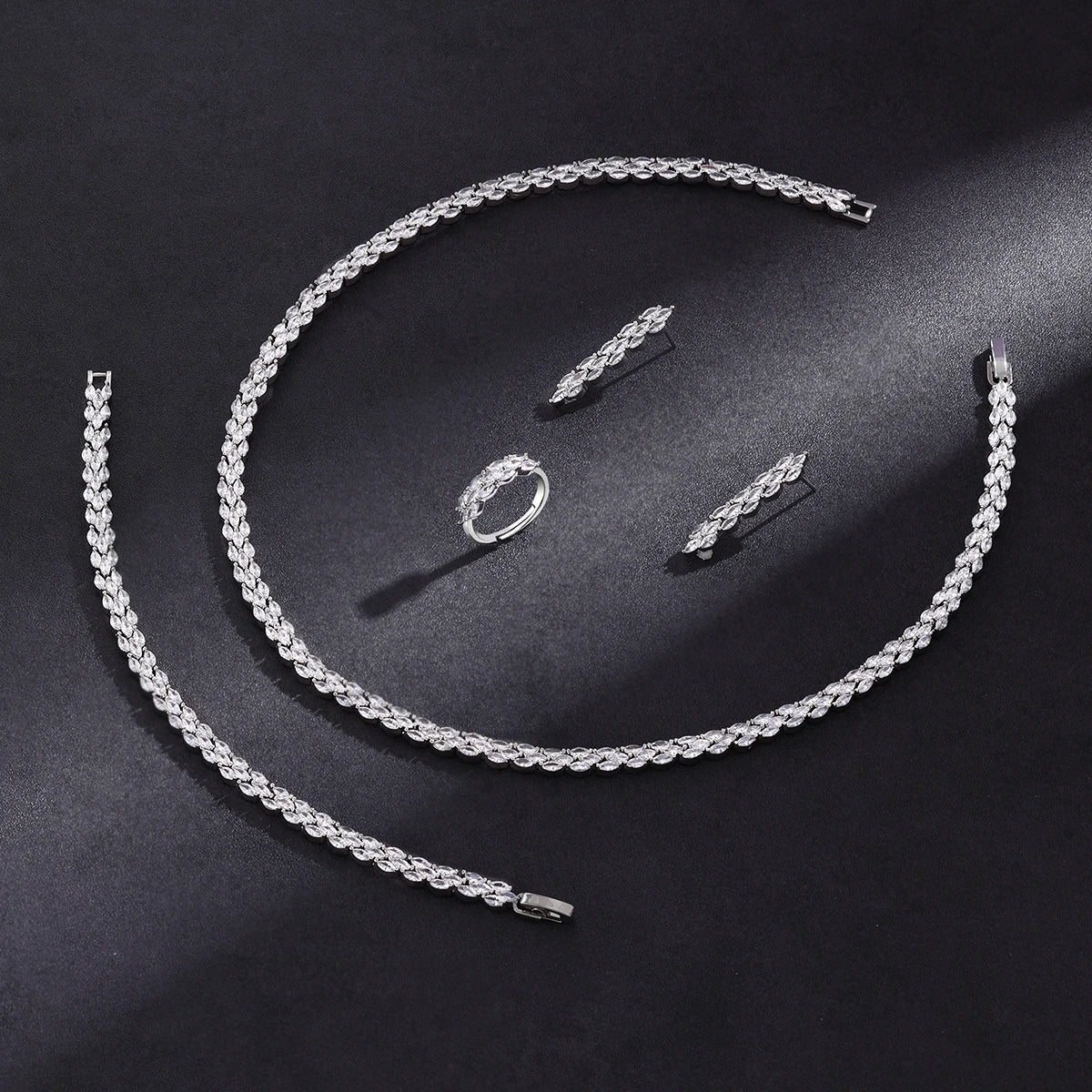 2024 New 4-piece Bridal Cubic Zirconia Full Set Women's Party Jewelry Set Luxury Dubai Nigeria CZ Crystal Wedding Jewelry Set