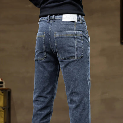 Calça Jeans Masculina Solta de Pernas Retas com Design Versátil de Seis Bolsos, Elástica e Confortável para Atividades ao Ar Livre, Caminhadas, Todas as Estações